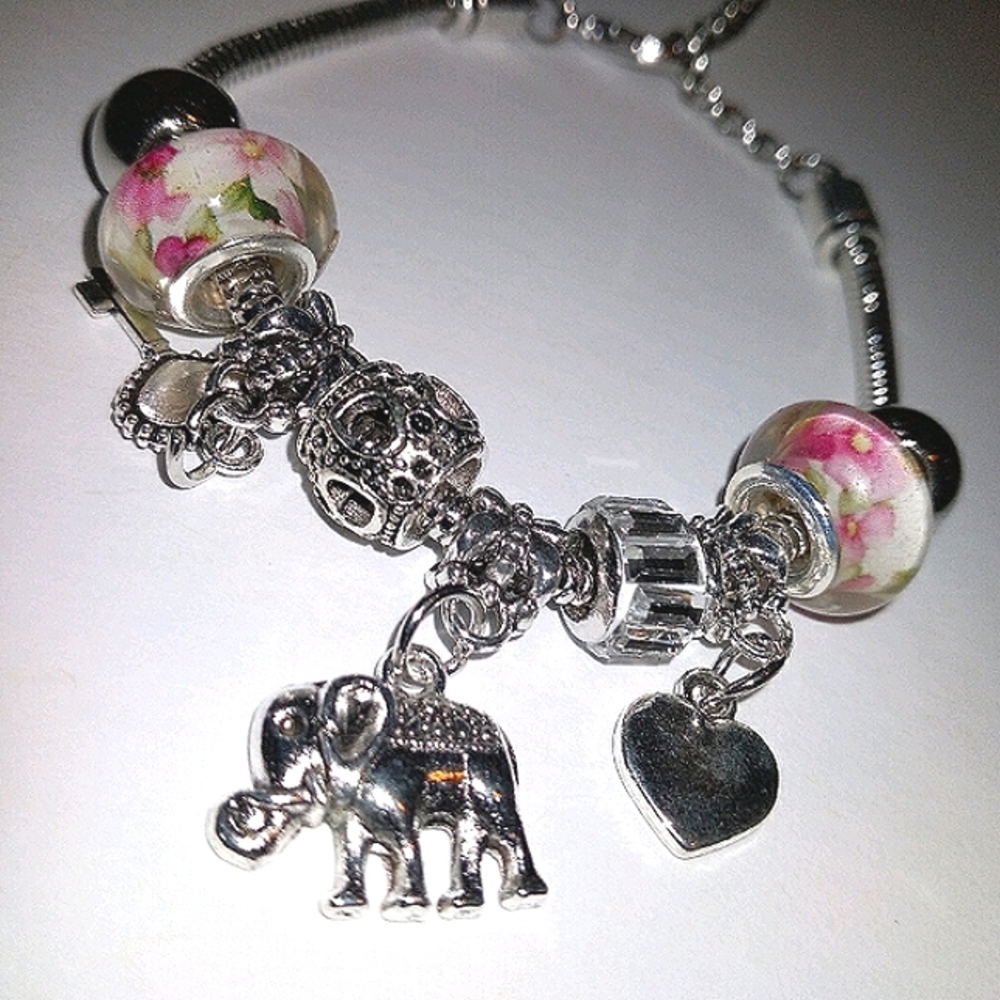Thai Elephant beaded bracelet